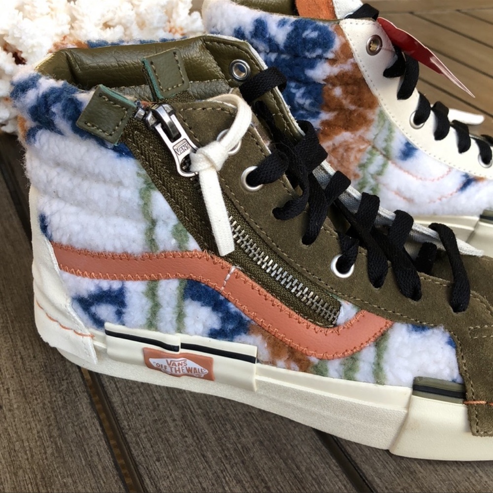 🌴🔆VANS- HI TOPS ZIPPER CARPET AWESOMENESS🔆🌴 - Picture 1 of 14
